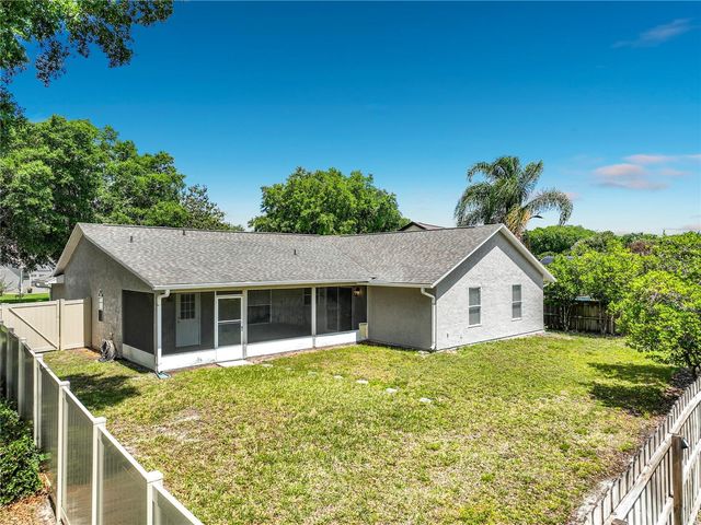 401 COUNTRY WOOD CIR, Lake Mary, FL 32746