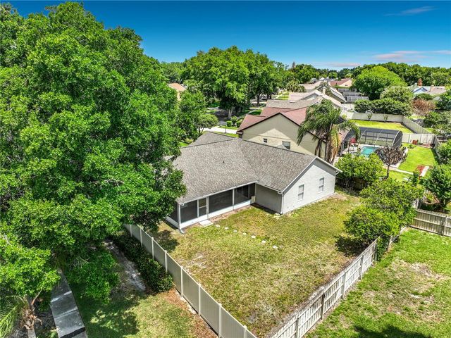 401 COUNTRY WOOD CIR, Lake Mary, FL 32746