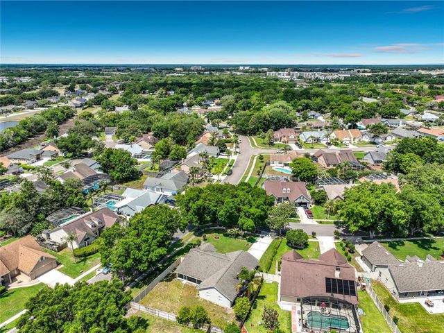 401 COUNTRY WOOD CIR, Lake Mary, FL 32746