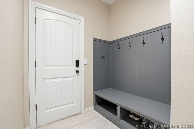 2708 E 140th Place S, Bixby, OK 74008