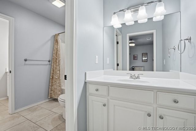 2708 E 140th Place S, Bixby, OK 74008
