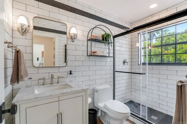 141 N Acacia, Solana Beach, CA 92075