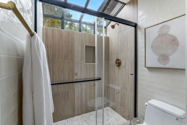 141 N Acacia, Solana Beach, CA 92075