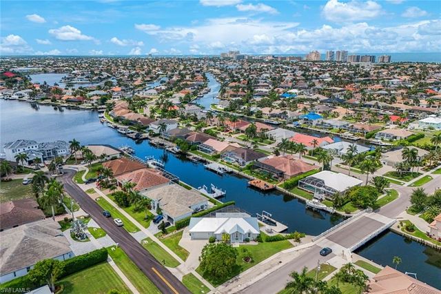 398 Wales CT, Marco Island, FL 34145