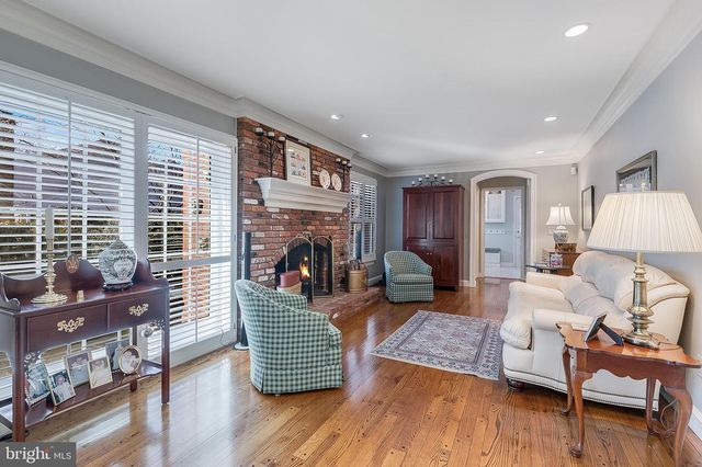 12812 DEEP SPRING DR, Potomac, MD 20854