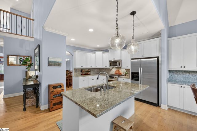 401 Park Ridge Circle, Greer, SC 29651