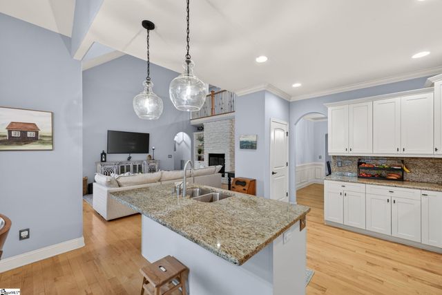 401 Park Ridge Circle, Greer, SC 29651