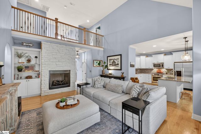 401 Park Ridge Circle, Greer, SC 29651