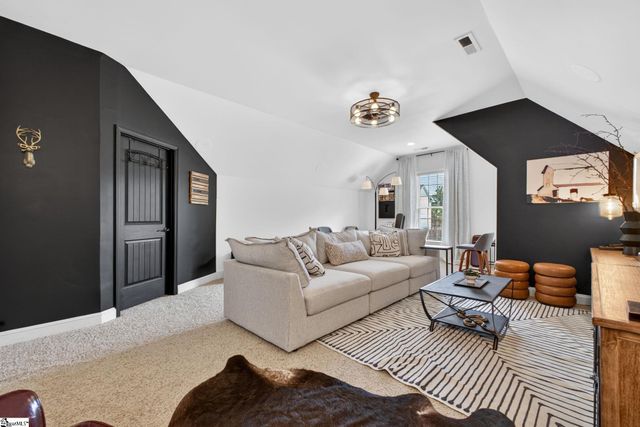 401 Park Ridge Circle, Greer, SC 29651