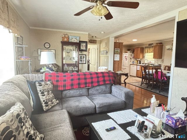 31 North Road, Southington, CT 06489