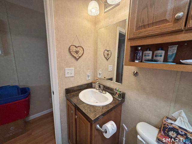 31 North Road, Southington, CT 06489