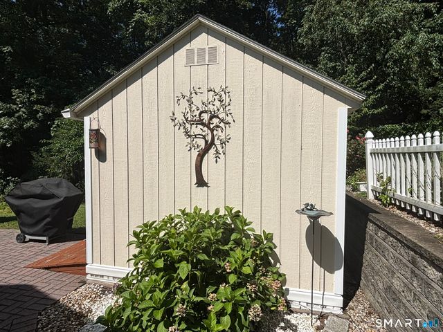 31 North Road, Southington, CT 06489
