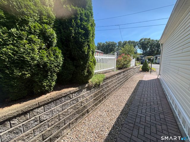 31 North Road, Southington, CT 06489