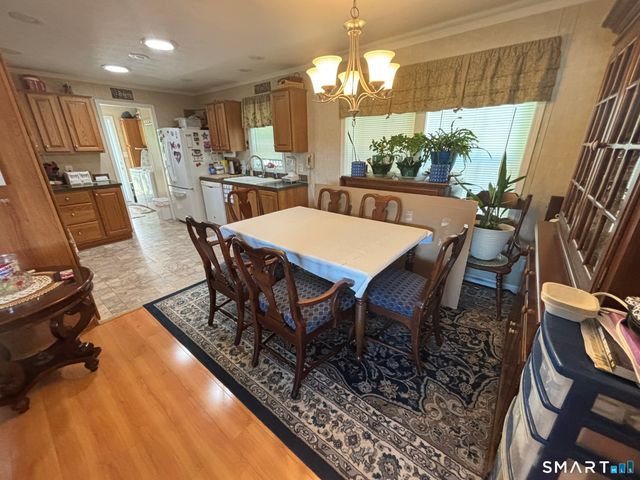 31 North Road, Southington, CT 06489