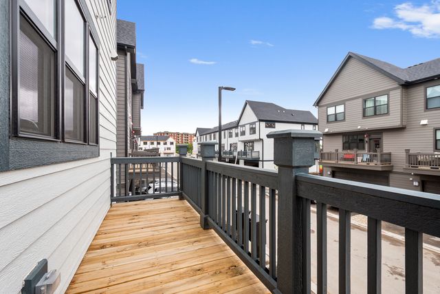 8375 Mulberry Avenue, Morton Grove, IL 60053