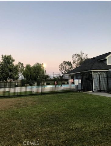 28561 Foxboro Lane, Highland, CA 92346