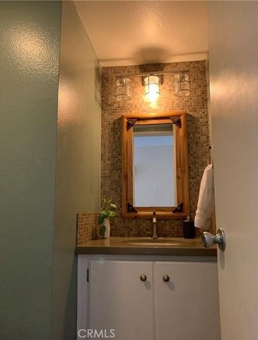 28561 Foxboro Lane, Highland, CA 92346