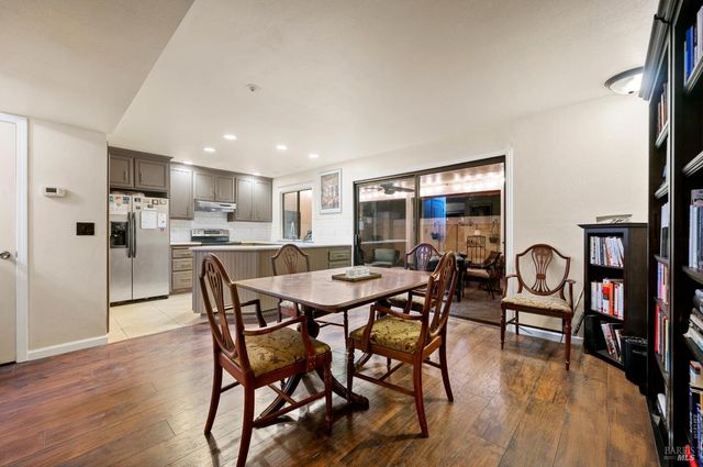 1804 Arroyo Sierra Cir, Santa Rosa, CA 95405