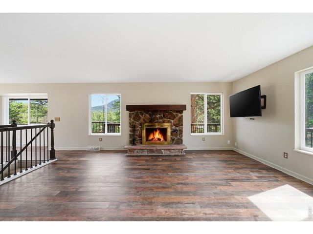 1331 Willow Ln, Estes Park, CO 80517