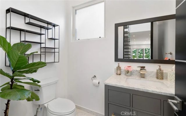 5541 Matilija Avenue, Sherman Oaks, CA 91401