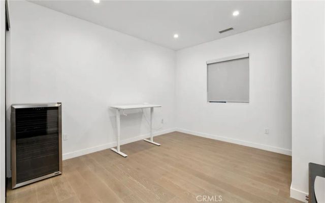 5541 Matilija Avenue, Sherman Oaks, CA 91401