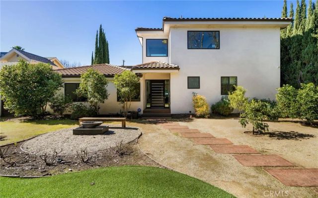 5541 Matilija Avenue, Sherman Oaks, CA 91401