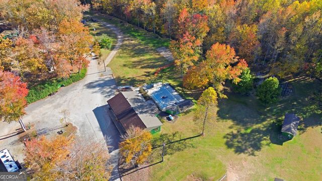 107 Holiday Loop, Cleveland, GA 30528
