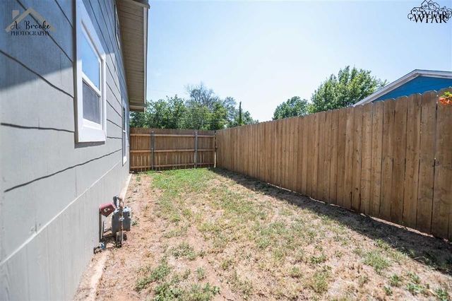 2172 AVENUE L, Wichita Falls, TX 76309