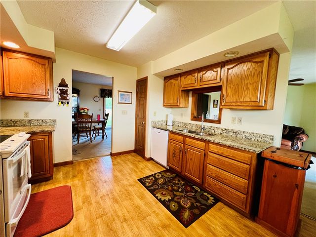 7940 Arlington Road, Brookville, OH 45309