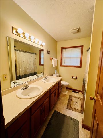 7940 Arlington Road, Brookville, OH 45309