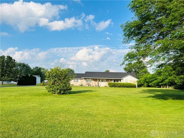 7940 Arlington Road, Brookville, OH 45309