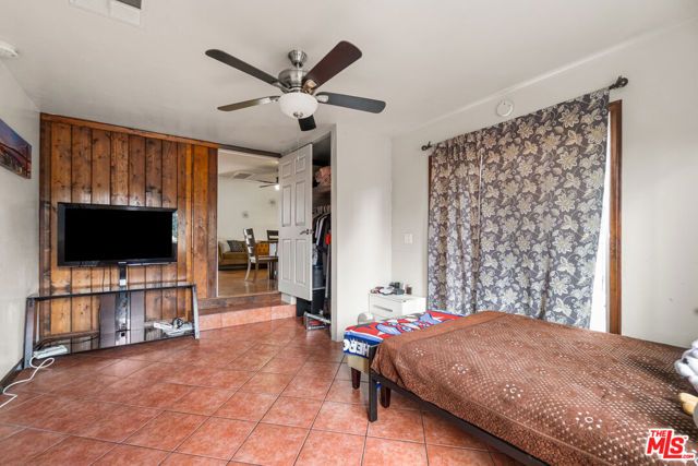 13748 Sunburst Street, Arleta (los Angeles), CA 91331