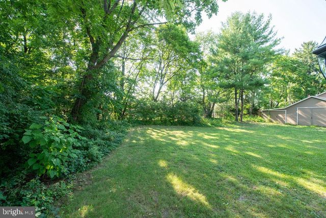 15 S ACADEMY ST, Glassboro, NJ 08028