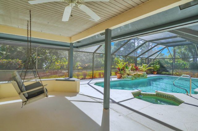 18808 Falcon Way, Jupiter, FL 33458