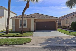 1523 NW 158th Ave, Pembroke Pines, FL 33028