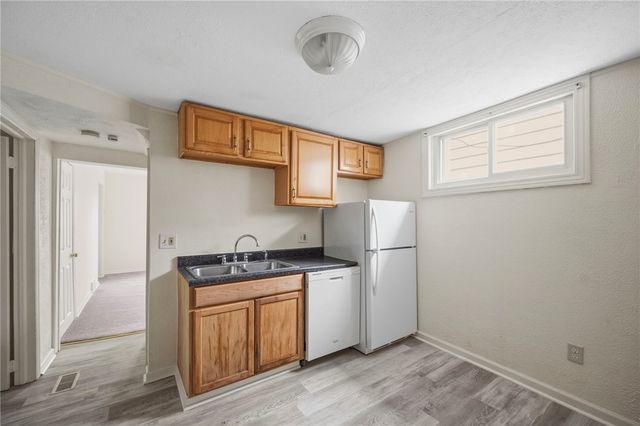 524 5th Ave, Carnegie, PA 15106