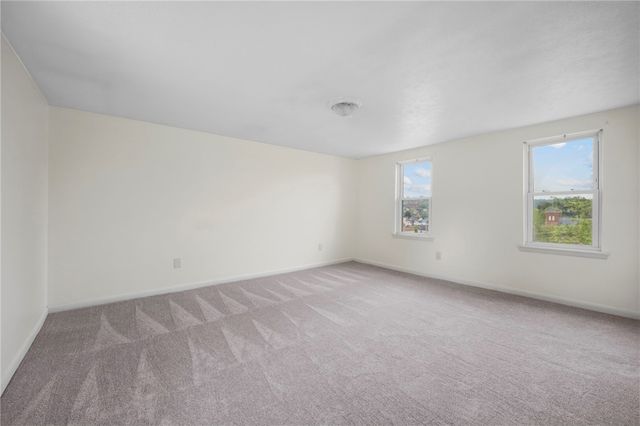 524 5th Ave, Carnegie, PA 15106