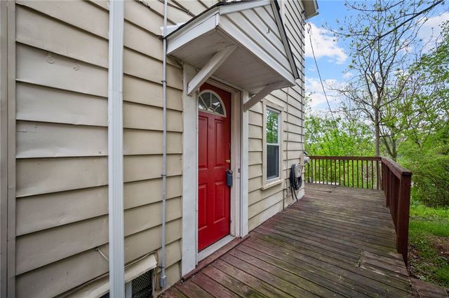524 5th Ave, Carnegie, PA 15106