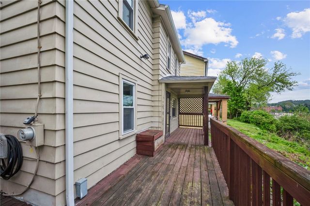 524 5th Ave, Carnegie, PA 15106