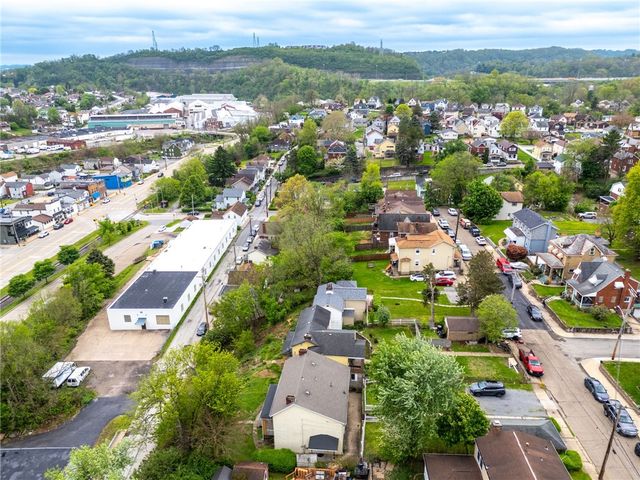 524 5th Ave, Carnegie, PA 15106