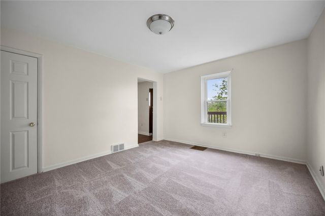 524 5th Ave, Carnegie, PA 15106