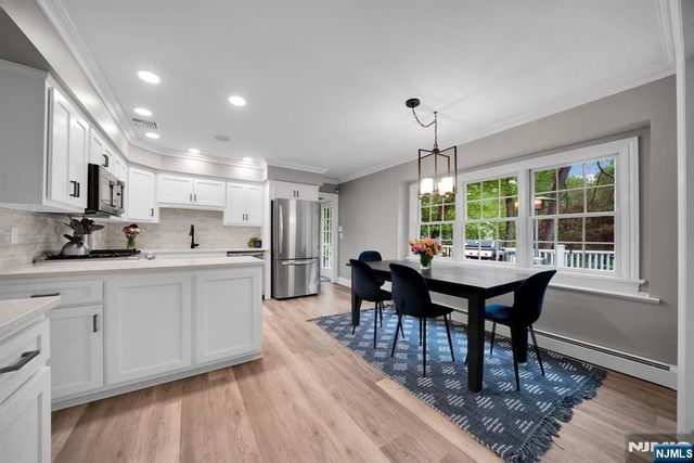 468 Manchester Way, Wyckoff, NJ 07481