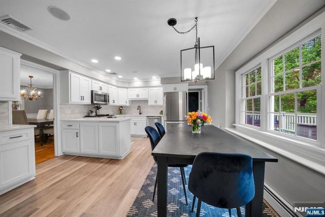 468 Manchester Way, Wyckoff, NJ 07481