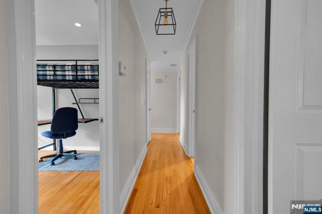 468 Manchester Way, Wyckoff, NJ 07481