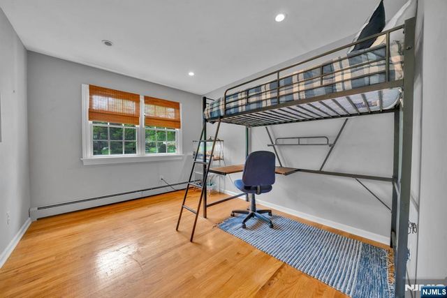 468 Manchester Way, Wyckoff, NJ 07481