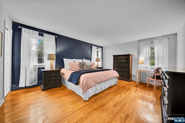 468 Manchester Way, Wyckoff, NJ 07481