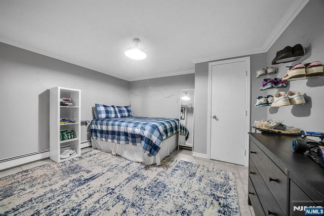 468 Manchester Way, Wyckoff, NJ 07481