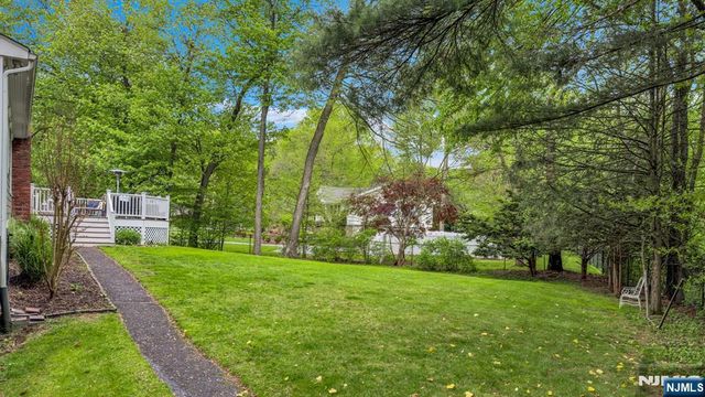 468 Manchester Way, Wyckoff, NJ 07481