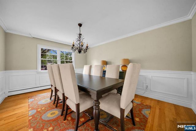 468 Manchester Way, Wyckoff, NJ 07481