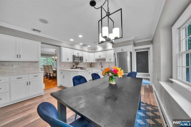 468 Manchester Way, Wyckoff, NJ 07481